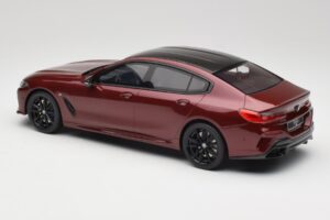 BMW M850i G15 M Performance Melbourne Red Metallic GT Spirit 1:18 GT493 Ρητίνη - εικόνα 5 από 6