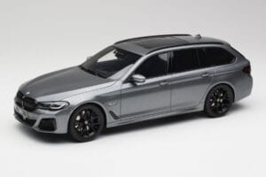 BMW G61 530e M Sport Touring Mineral Γκρι GT Spirit 1:18 GT485 Ρητίνη