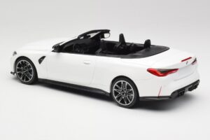 BMW M4 G82 Καμπριολέ Alpine White Minichamps 1:18 155021031 Μέταλλο - εικόνα 5 από 6