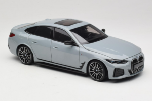 BMW i4 G26 Grey Metallic Minichamps 1:18 110023010 Μέταλλο - εικόνα 6 από 8