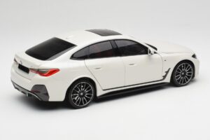 BMW i4 M50 G26 Alpine White Minichamps 1:18 110023011 Μέταλλο - εικόνα 3 από 8