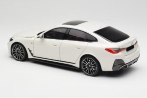 BMW i4 M50 G26 Alpine White Minichamps 1:18 110023011 Μέταλλο - εικόνα 7 από 8