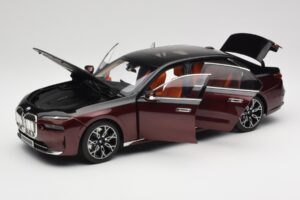 BMW i7 G70 Black & Red Metallic Minichamps 1:18 110023201 Μέταλλο - εικόνα 2 από 8