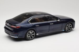 BMW i7 G70 Blue Metallic Minichamps 1:18 110023202 Μέταλλο - εικόνα 3 από 8
