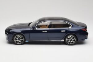 BMW i7 G70 Blue Metallic Minichamps 1:18 110023202 Μέταλλο - εικόνα 4 από 8