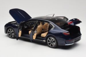 BMW i7 G70 Blue Metallic Minichamps 1:18 110023202 Μέταλλο - εικόνα 5 από 8