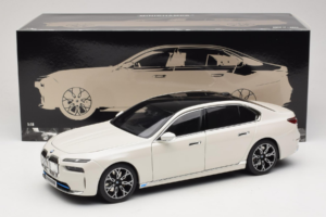 BMW i7 G70 White Metallic Minichamps 1:18 110023200 Μέταλλο - εικόνα 8 από 8