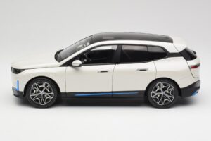 BMW iX Alpine White Minichamps 1:18 110023102 Μέταλλο - εικόνα 4 από 8