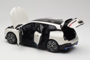 BMW iX Alpine White Minichamps 1:18 110023102 Μέταλλο - εικόνα 5 από 8
