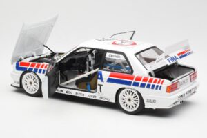 BMW M3 E30 #7 Fina J. Cecotto DTM 1992 AUTOart 1:18 89246 Μέταλλο - εικόνα 4 από 7