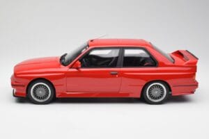 BMW M3 E30 Sport Evolution Κόκκινο Otto 1:12 G033 Ρητίνη - εικόνα 3 από 6