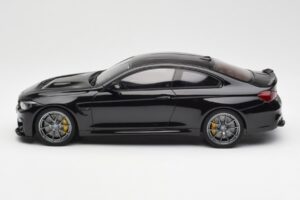 BMW M4 F82 CS Μαύρο GT Spirit 1:18 GT845 Ρητίνη - εικόνα 3 από 6