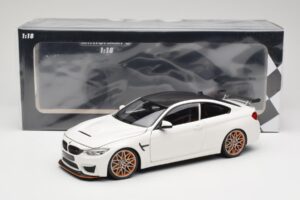 BMW M4 F82 GTS Alpine White Minichamps 1:18 110025221 Μέταλλο - εικόνα 8 από 8