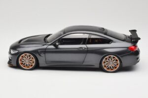 BMW M4 F82 GTS Mineral Grey Metallic Minichamps 1:18 110025222 Μέταλλο - εικόνα 4 από 8