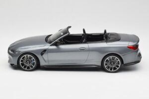 BMW M4 G82 Καμπριολέ Grey Metallic Minichamps 1:18 155021034 Μέταλλο - εικόνα 3 από 6