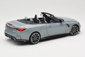 BMW M4 G83 Καμπριολέ Grey Metallic Minichamps 1:18 110021032 Μέταλλο - εικόνα 3 από 8