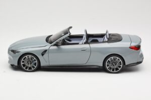 BMW M4 G83 Καμπριολέ Grey Metallic Minichamps 1:18 110021032 Μέταλλο - εικόνα 4 από 8