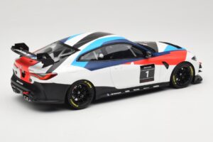 BMW M4 G82 GT4 #1 Presentation 2022 Otto 1:18 OT1228 Ρητίνη - εικόνα 2 από 6