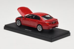BMW M5 E60 Κόκκινο Kyosho 1:43 03503R Μέταλλο - εικόνα 2 από 4