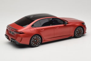 BMW M5 G90 Beach Orange GT Spirit 1:18 GT966 Ρητίνη - εικόνα 2 από 6