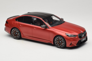BMW M5 G90 Beach Orange GT Spirit 1:18 GT966 Ρητίνη - εικόνα 4 από 6