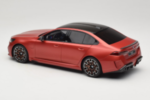 BMW M5 G90 Beach Orange GT Spirit 1:18 GT966 Ρητίνη - εικόνα 5 από 6