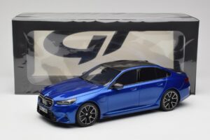 BMW M5 G90 Marina Bay Blue Metallic GT Spirit 1:18 GT507 Ρητίνη - εικόνα 6 από 6