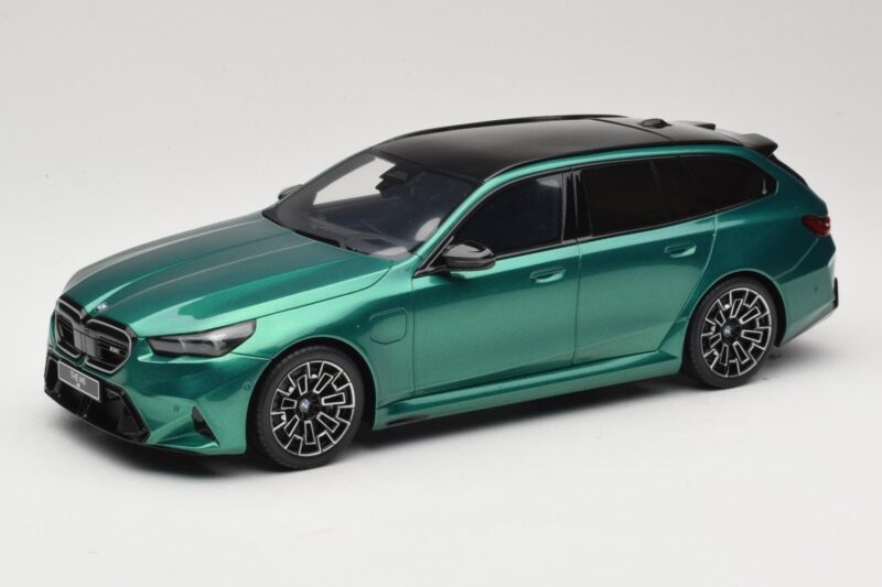 BMW M5 G99 Competition Touring Isle of Man Green GT Spirit 1:18 GT509 Ρητίνη