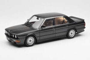 BMW M535i E28 Diamond Μαύρο AUTOart 1:18 75162 Μέταλλο