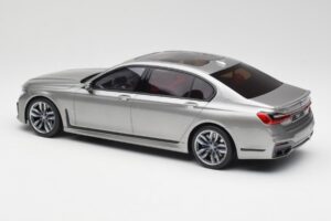 BMW M760i G12 V12 Final Edition Γκρι GT Spirit 1:18 GT478 Ρητίνη - εικόνα 5 από 6