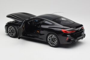 BMW M8 F92 Μαύρο Ζαφείρι Minichamps 1:18 110029021 Μέταλλο - εικόνα 5 από 8