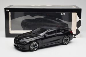 BMW M8 F92 Μαύρο Ζαφείρι Minichamps 1:18 110029021 Μέταλλο - εικόνα 8 από 8