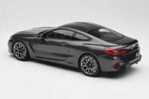BMW M8 F92 Grey Metallic Minichamps 1:18 110029022 Μέταλλο - εικόνα 7 από 8
