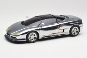 BMW Nazca M12 Chrome Silver Revell 1:18 08916 Μέταλλο