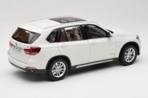 BMW X5 E70 Alpine White Paragon 1:18 PA-97073 Μέταλλο - εικόνα 3 από 8