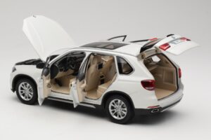 BMW X5 E70 Alpine White Paragon 1:18 PA-97073 Μέταλλο - εικόνα 5 από 8