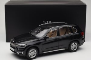 BMW X5 E70 Sapphire Black Paragon 1:18 PA-97071 Μέταλλο - εικόνα 8 από 8