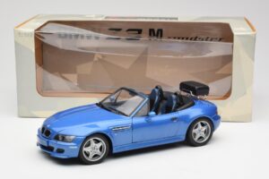 BMW Z3 M Roadster Με Σχάρα Αποσκευών Μπλε Μεταλλικό UT Models 1:18 20416 Μέταλλο - εικόνα 8 από 8
