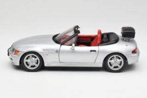 BMW Z3 Roadster Με Σχάρα Αποσκευών Ασημί UT Models 1:18 20407 Μέταλλο - εικόνα 4 από 8