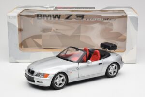 BMW Z3 Roadster Με Σχάρα Αποσκευών Ασημί UT Models 1:18 20407 Μέταλλο - εικόνα 8 από 8