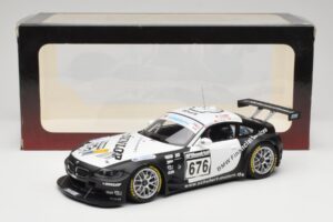 BMW Z4 #676 H. Stuck / J. Hennerici / D. Hurtgen Team Schubert Nürburgring 24 Hours 2006 AUTOart 1:18 80649 Μέταλλο - εικόνα 6 από 6