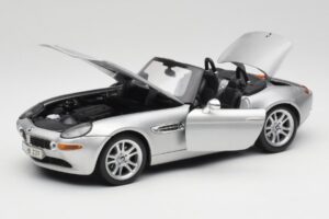 BMW Z8 E52 Titanium Silver Maisto 1:18 536896 Μέταλλο - εικόνα 2 από 8