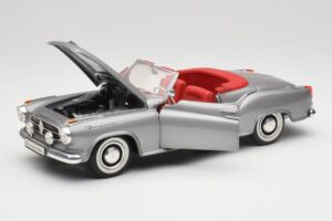 Borgward Isabella Καμπριολέ Ασημί Revell 1:18 8411 Μέταλλο - εικόνα 2 από 8