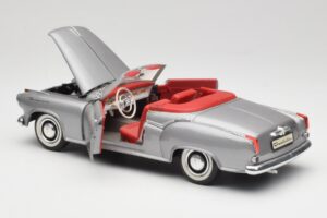 Borgward Isabella Καμπριολέ Ασημί Revell 1:18 8411 Μέταλλο - εικόνα 5 από 8