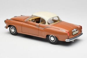 Borgward Isabella Coupe Μπρονζέ Λευκό Revell 1:18 08982 Μέταλλο - εικόνα 7 από 8