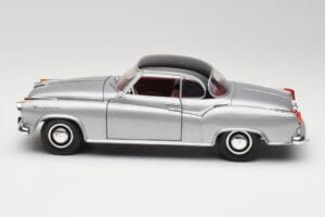 Borgward Isabella Coupe Γκρι & Μαύρο Revell 1:18 8989 Μέταλλο - εικόνα 3 από 8