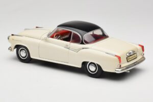 Borgward Isabella Coupe Λευκό Revell 1:18 08859 Μέταλλο - εικόνα 7 από 8