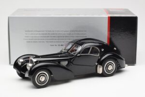 Bugatti 57SC Atlantic Μαύρο CMC 1:18 M-085 Μέταλλο - εικόνα 6 από 6