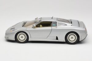 Bugatti EB110 Ασημί Bburago 1:18 3035-S Μέταλλο - εικόνα 4 από 8