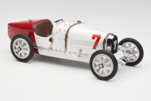 Bugatti Type 35 GP Poland 1924 CMC 1:18 M-100 B-003 Μέταλλο - εικόνα 4 από 6